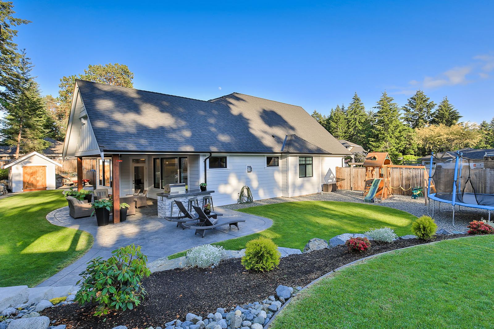 House exterior from 3323 Henley