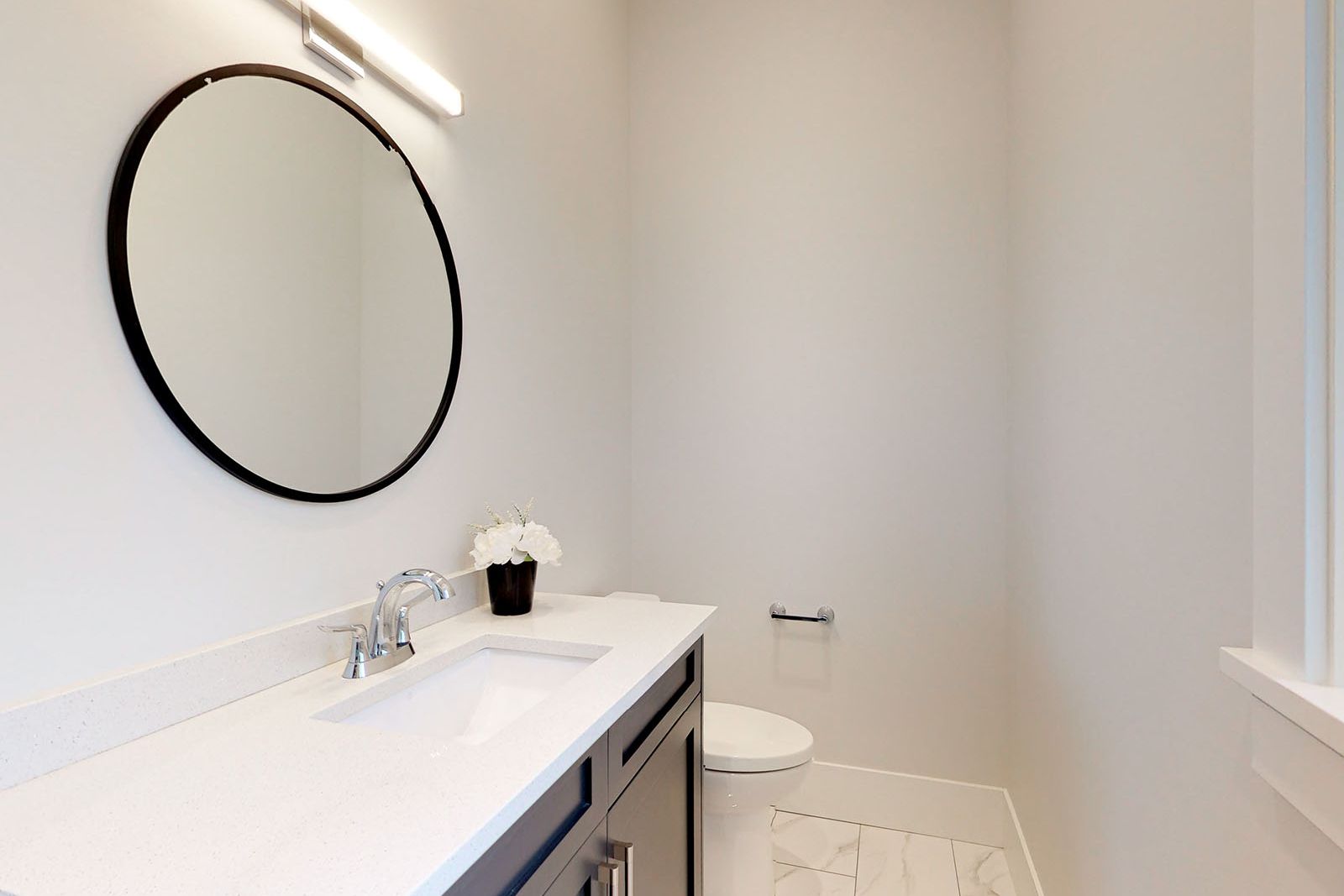 A house interior for 3579 Collingwood Drive