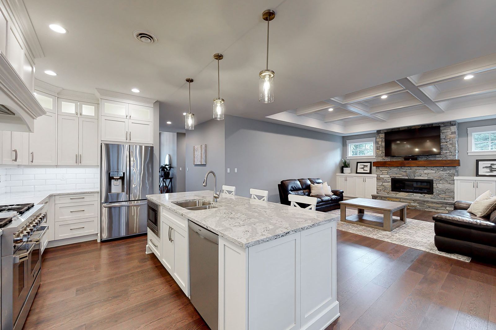 House interior from 3323 Henley