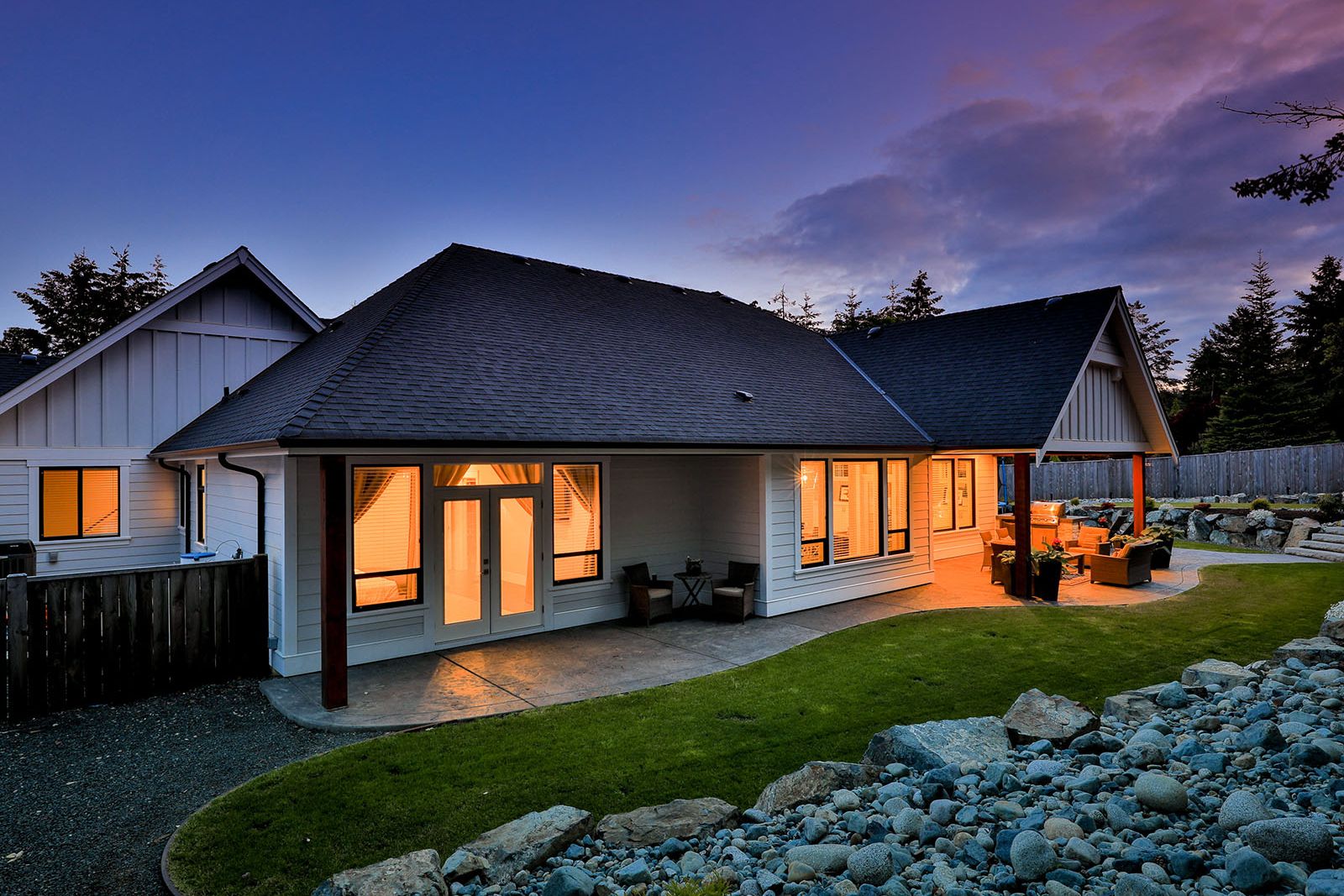 House exterior from 3323 Henley