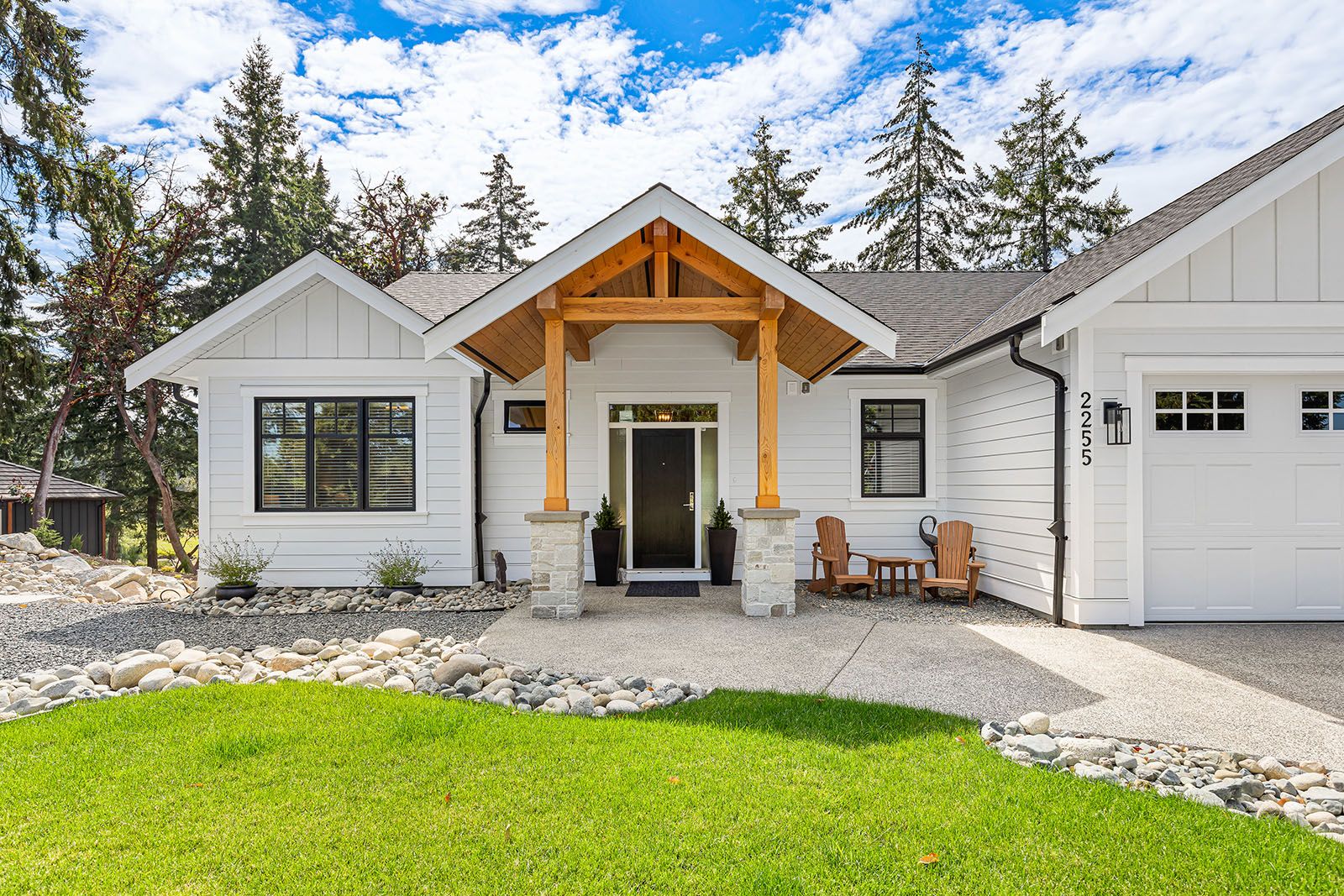 House exterior for 2255 Foxrun