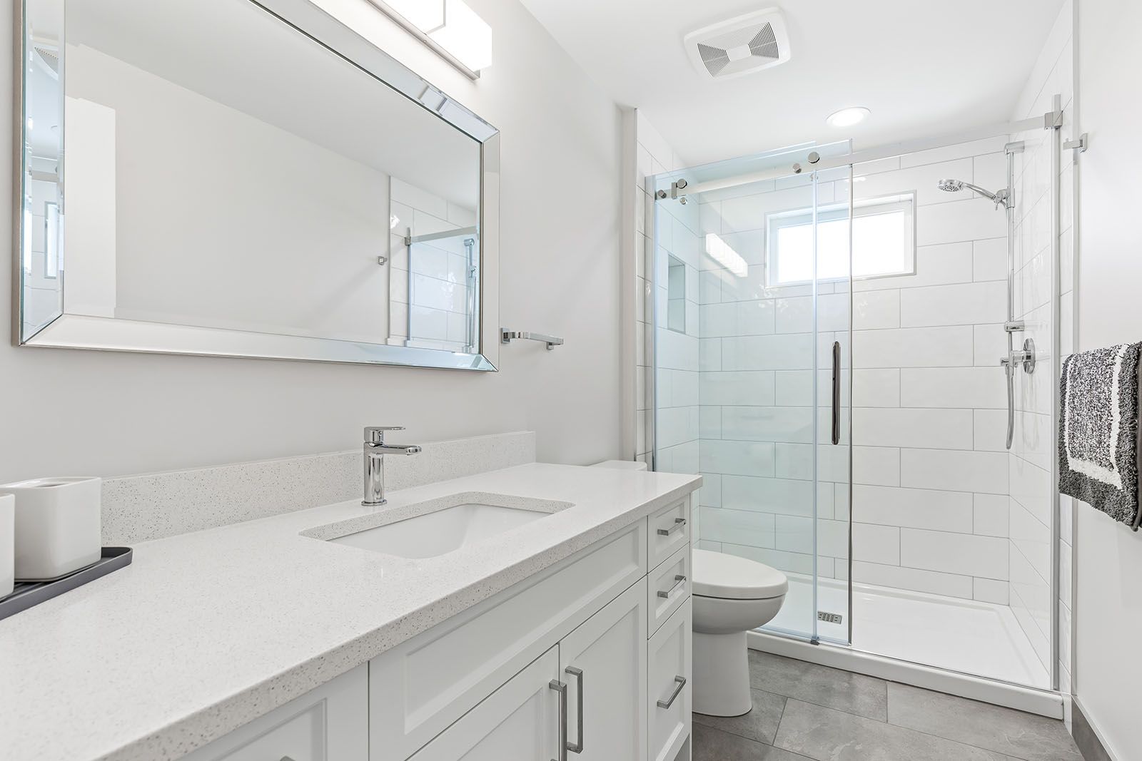 House interior for 2255 Foxrun