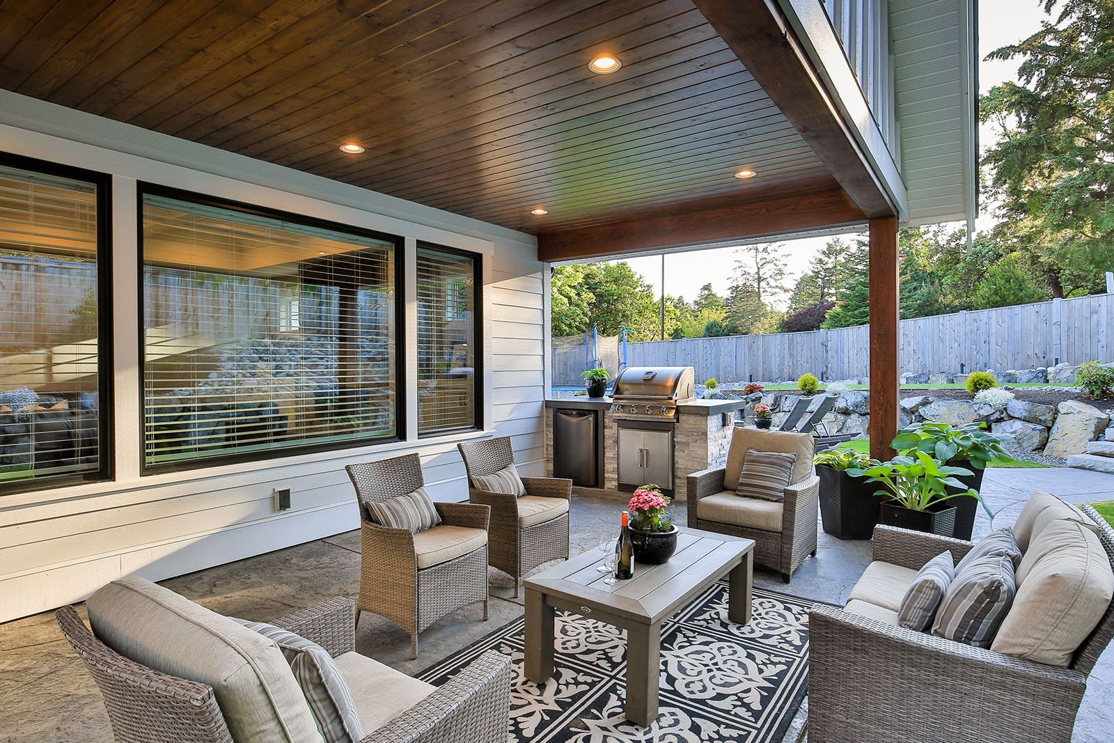 House exterior from 3323 Henley