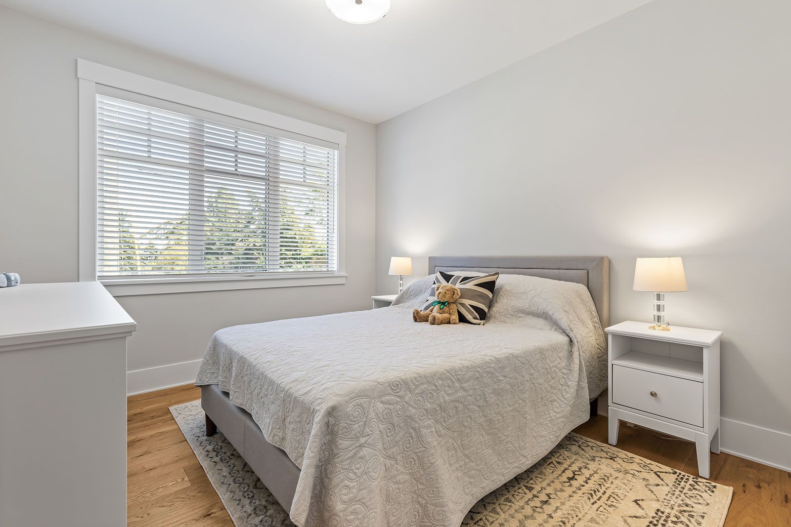 House interior for 2255 Foxrun