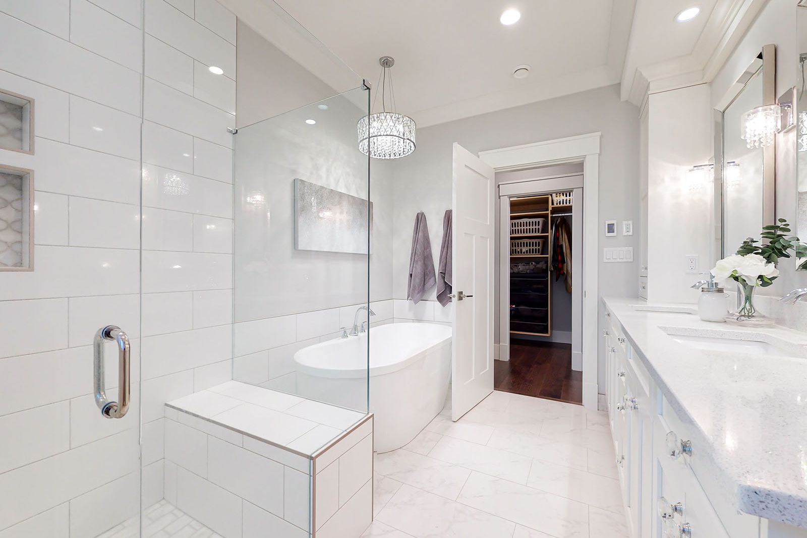 House interior from 3323 Henley