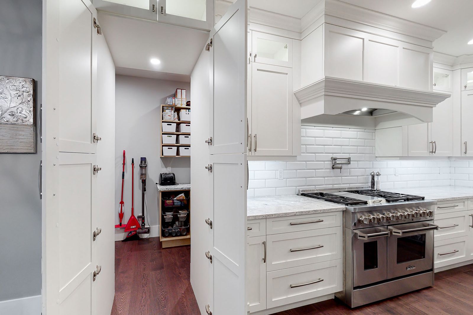 House interior from 3323 Henley