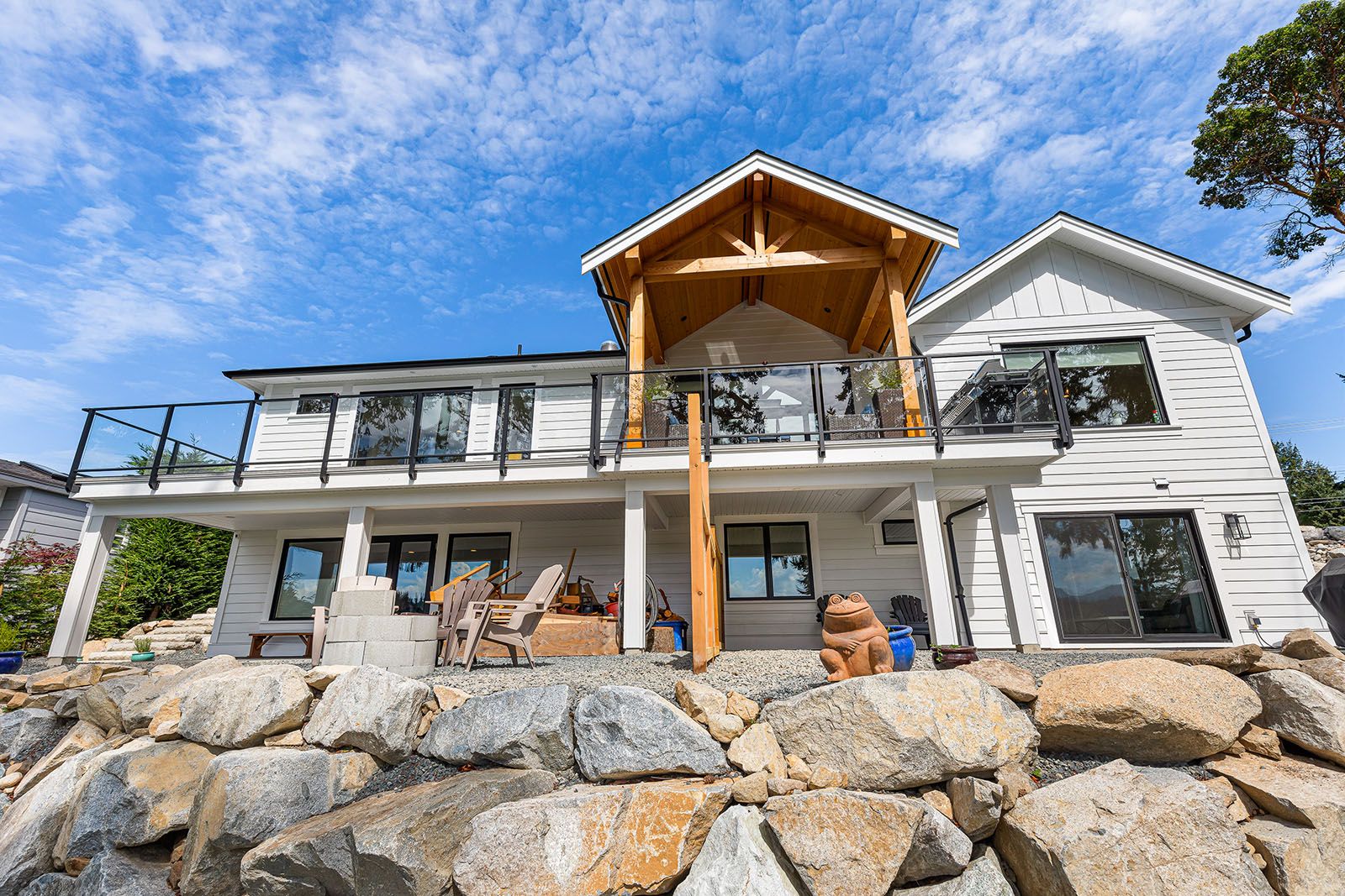 House exterior for 2255 Foxrun