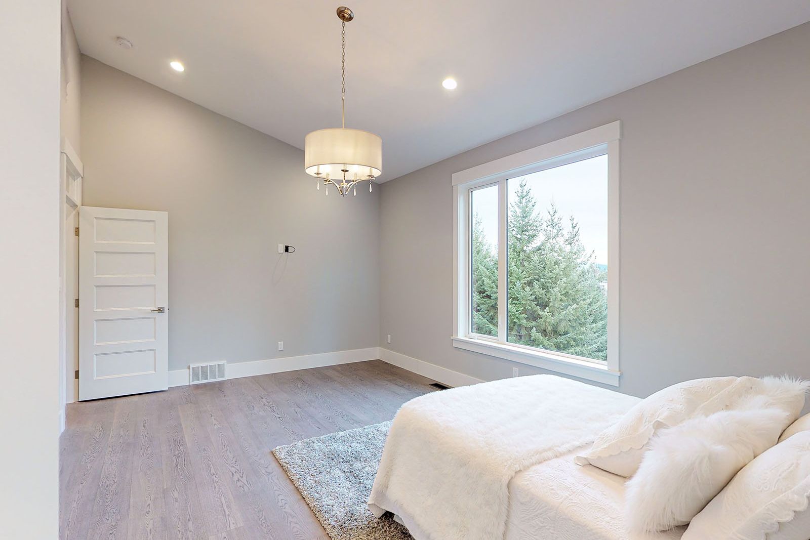 A house interior for 3579 Collingwood Drive