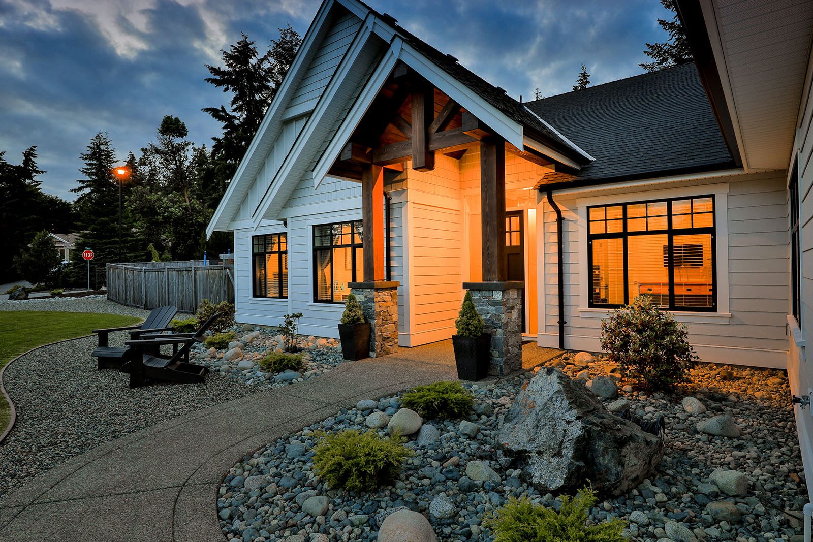 House exterior from 3323 Henley