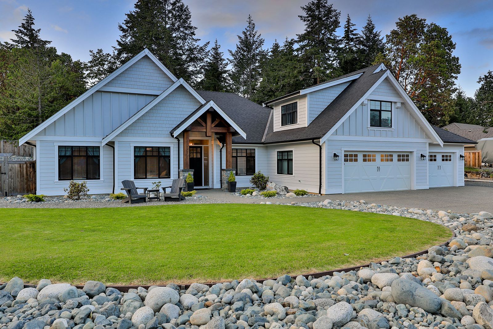 House exterior from 3323 Henley