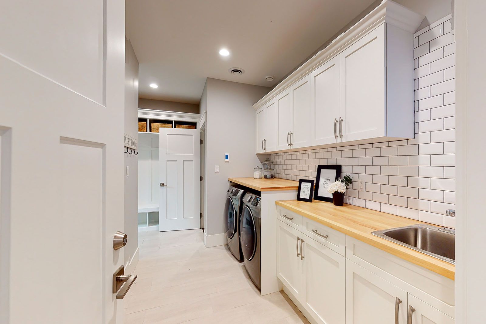 House interior from 3323 Henley