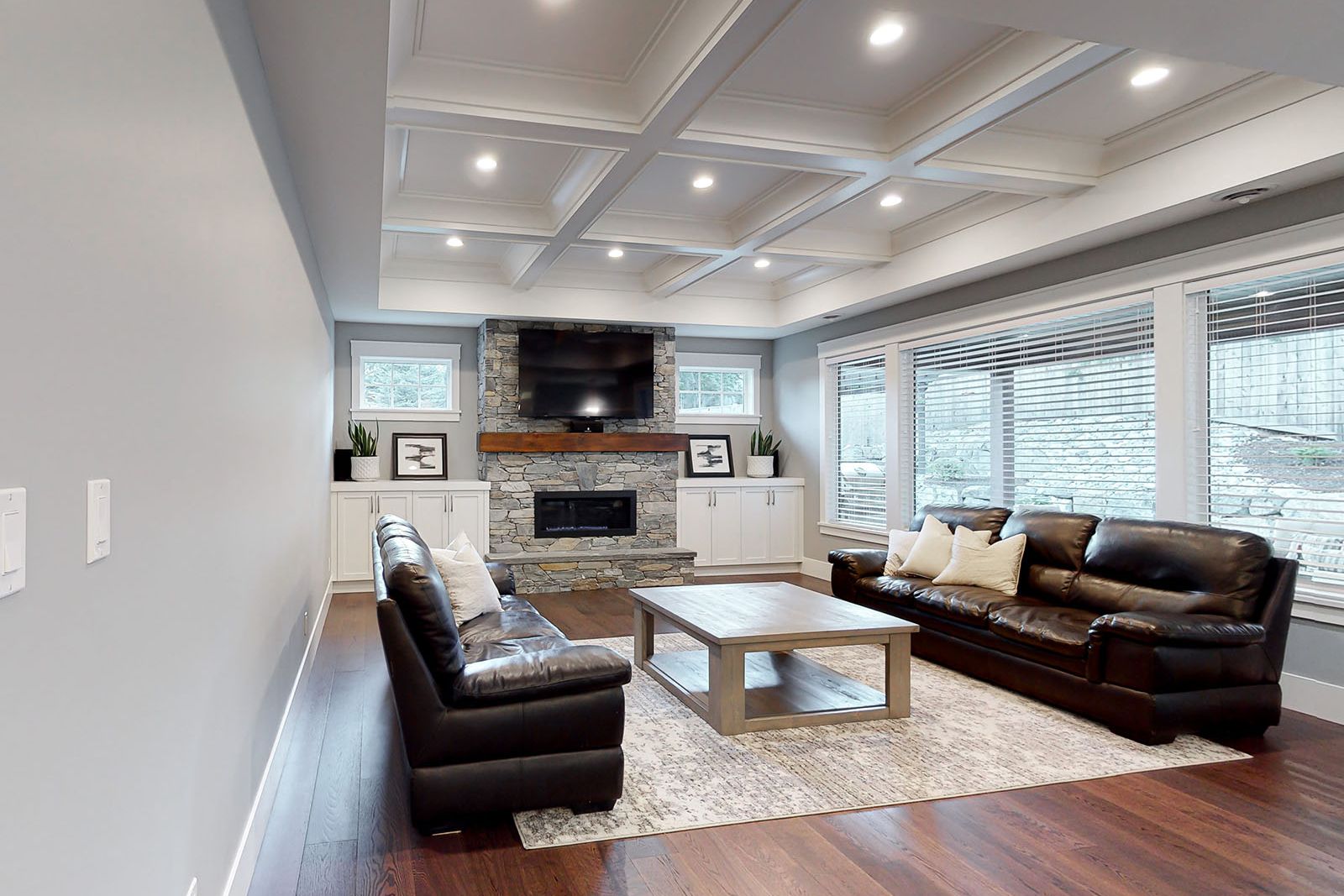 House interior from 3323 Henley