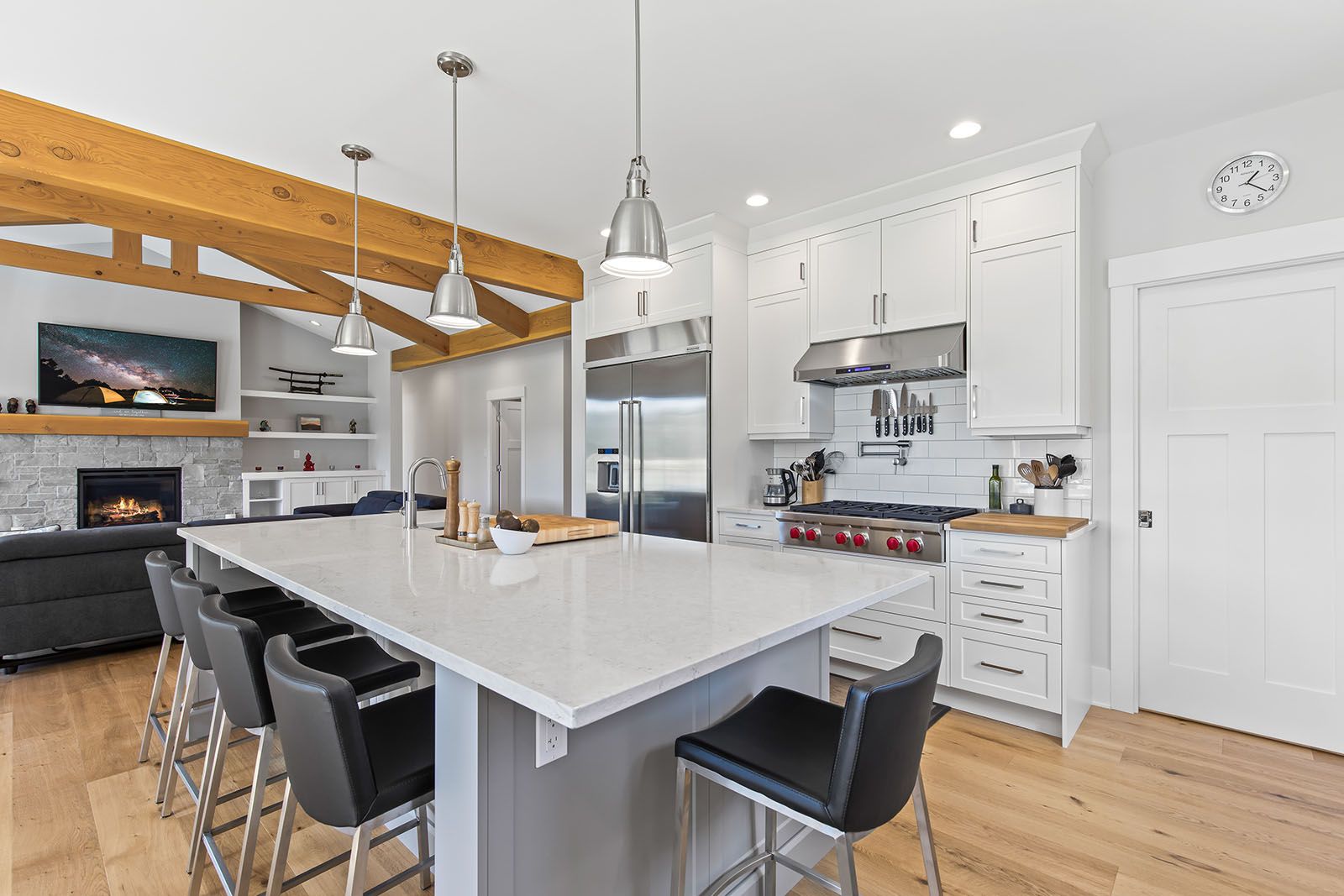 House interior for 2255 Foxrun