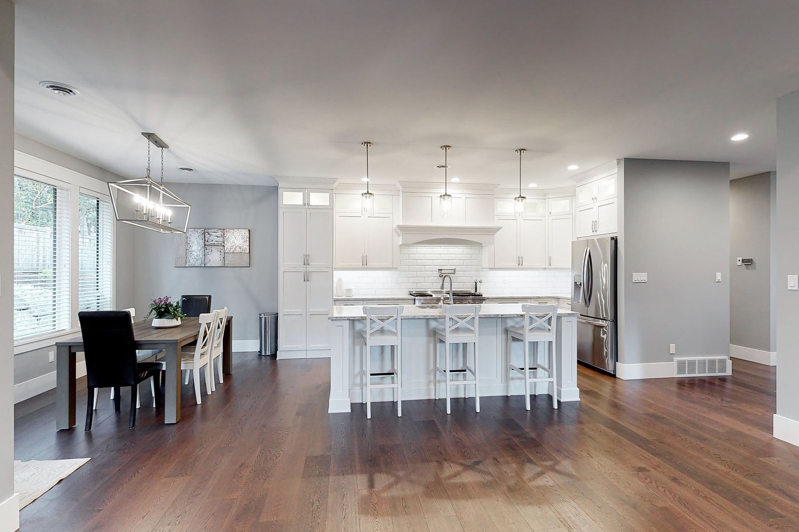 House interior from 3323 Henley