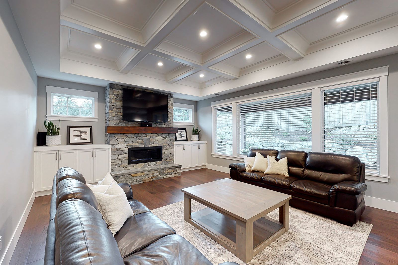 House interior from 3323 Henley