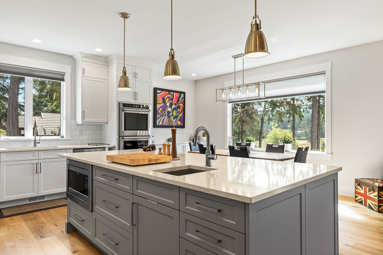 House interior for 2255 Foxrun