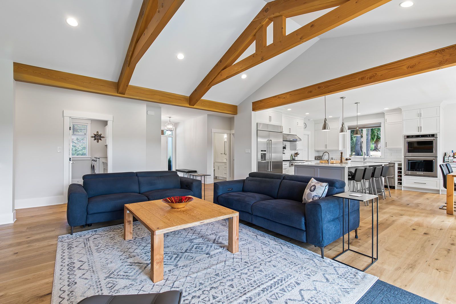 House interior for 2255 Foxrun