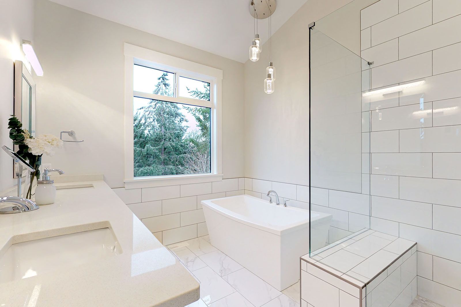 A house interior for 3579 Collingwood Drive