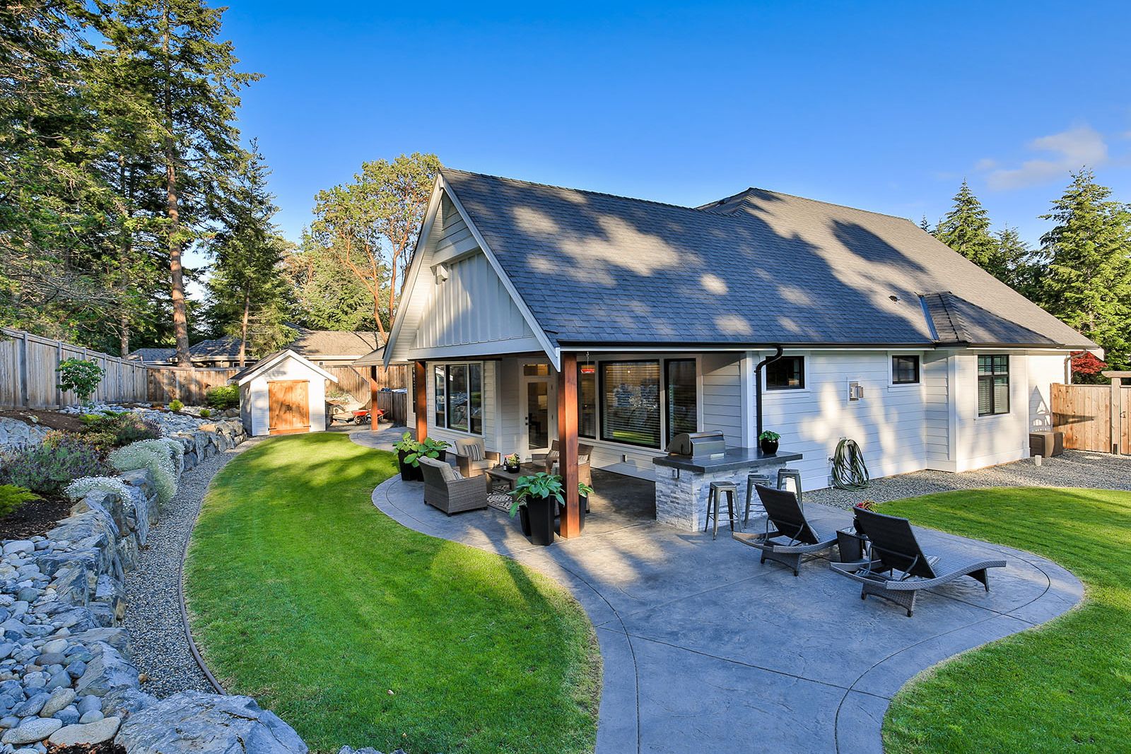 House exterior from 3323 Henley