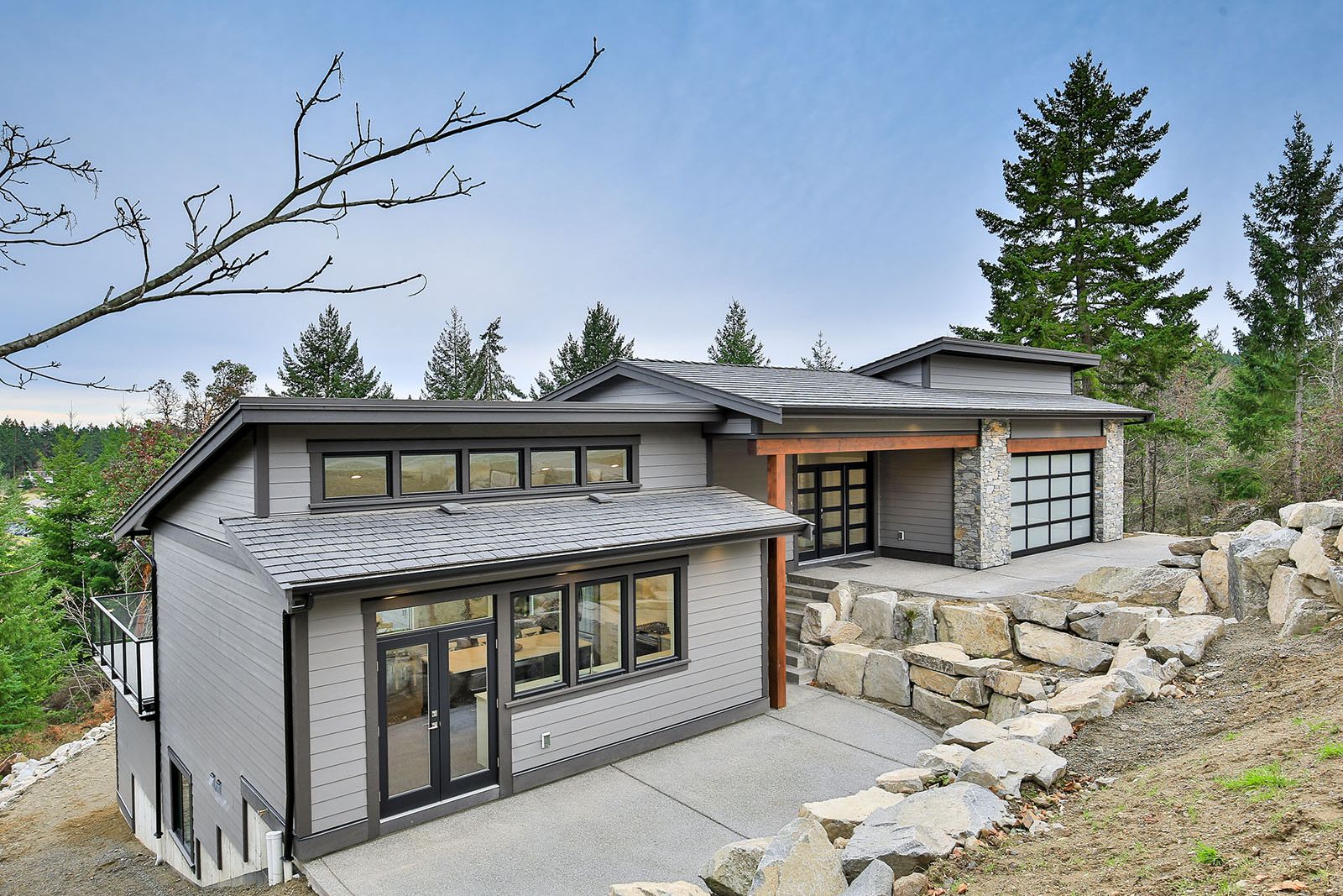 A house exterior for 3579 Collingwood Drive